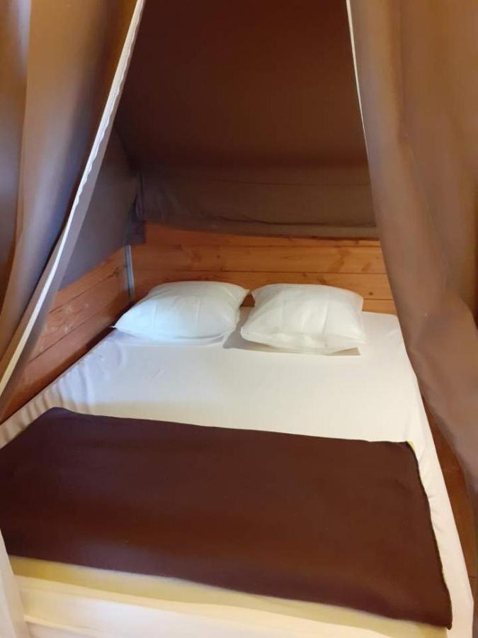 Camping Beau Rivage Navarrenx Esterno foto